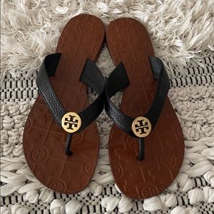 Thora Tumbled Leather Black Tory Burch Sandals 7